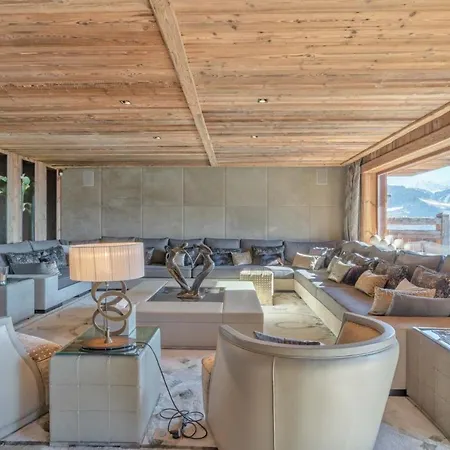 Lovely 6 Bedroom Chalet